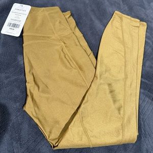 Fabletics Oasis high shine leggings!